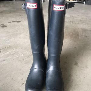 Hunter’s Tall Back Adjustable Rain Boots 39